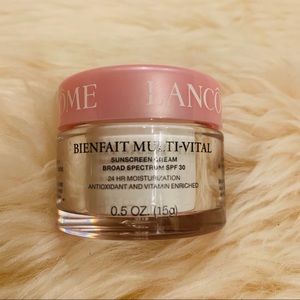 Lancôme Bienfait Multi-Vital Sunscreen Cream SPF30